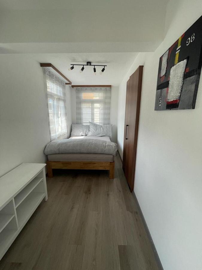 Moderne Einzigartige Wohnung In 阿尔特多夫 外观 照片